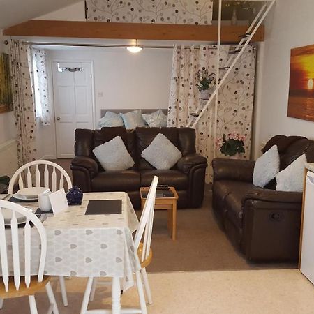 Immaculate 1-Bed Lodge Newton Abbot Torquay Kingskerswell Extérieur photo